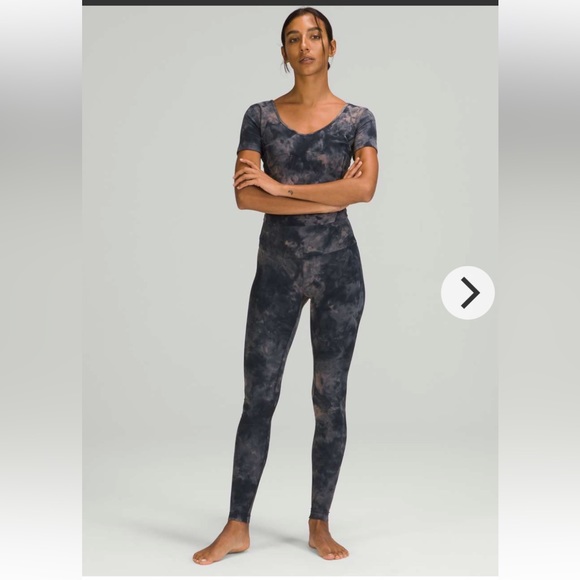 Lululemon Align T-Shirt Diamond Dye Lunar Rock True Navy Size 8 - Picture 4 of 15